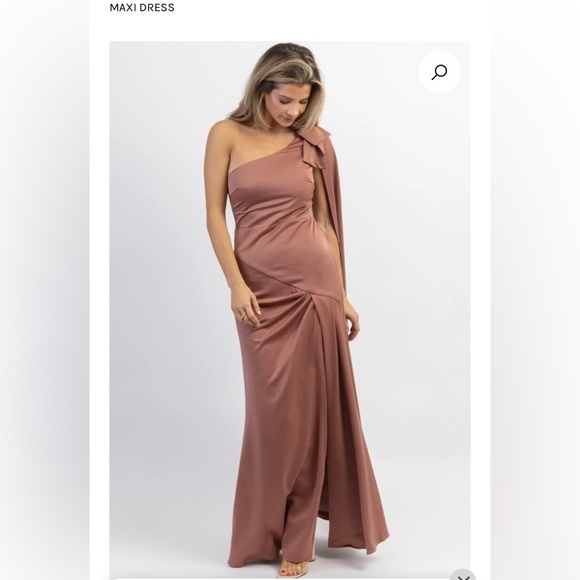 Mauve one shoulder gown - Picture 3 of 6